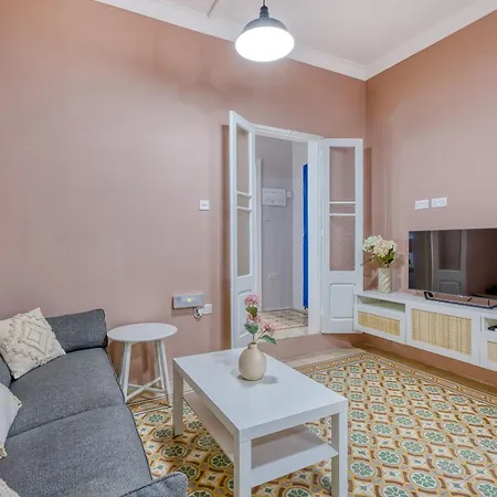 Charming Traditional 2 Bedroom Near Valletta Gbal1-1 アパート フロリアーナ